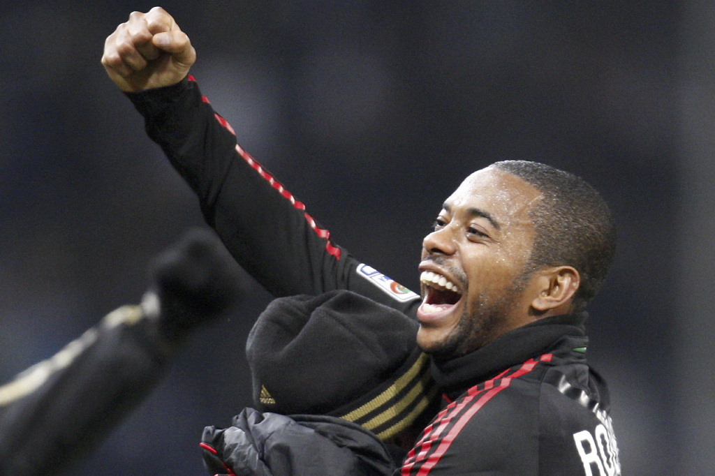 Robinho har verkligen hittat formen efter ytterligare ett mål mot Sampdoria. Robinho har verkligen hittat formen efter ytterligare ett mål mot Sampdoria.