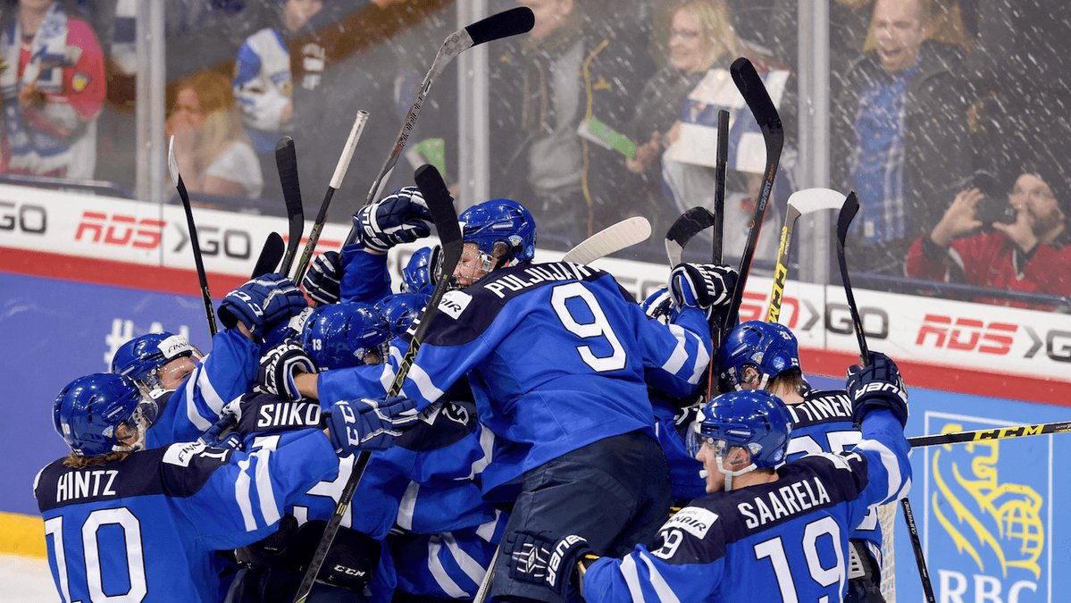 Finland besegrade Kanada i kvartsfinalen.