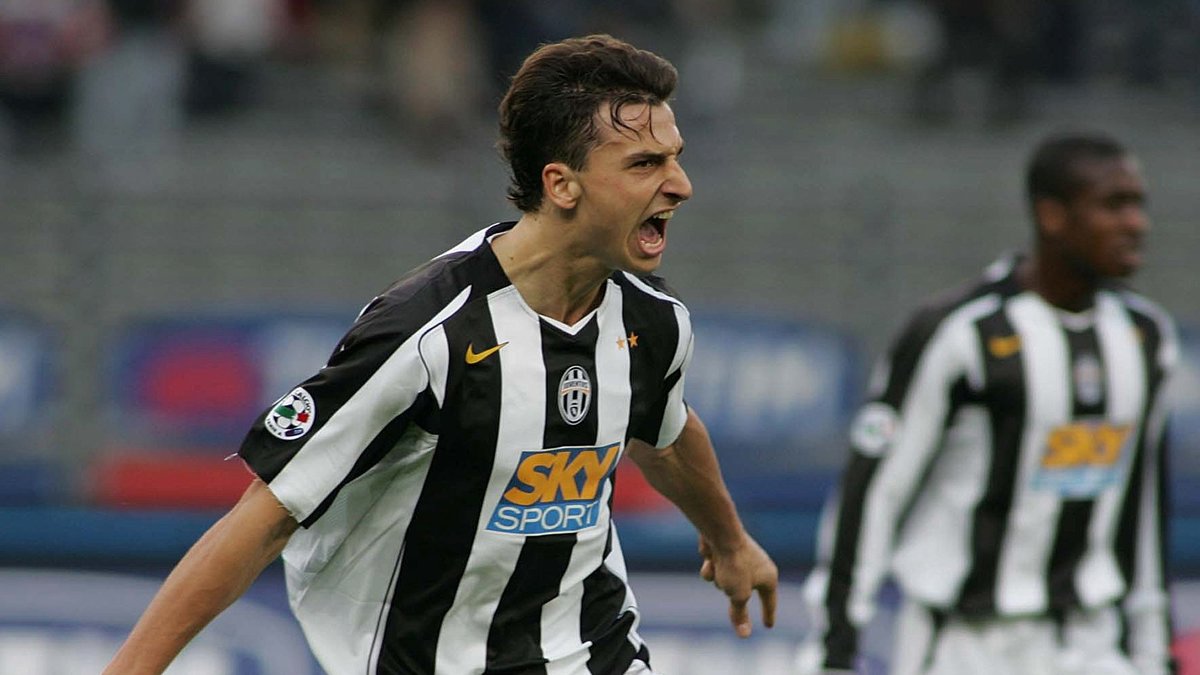2004 till 2006 spenderade han i Juventus där han gjorde 23 mål på 70 matcher. Juventus vann ligan båda gångerna under Zlatans tid i klubben.
