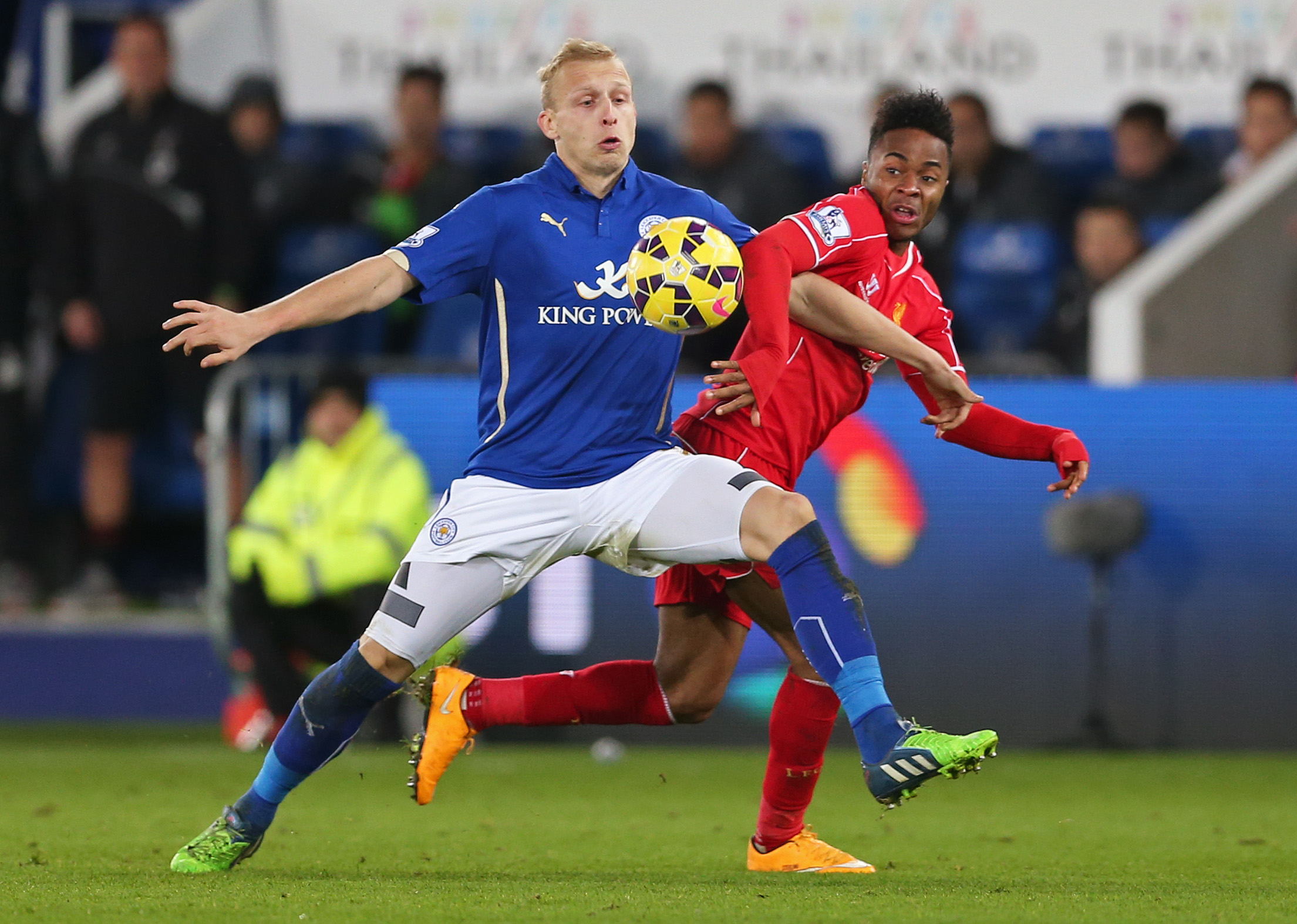 Högerback: Ritchie De Laet, Leicester. Högerback: Ritchie De Laet, Leicester.