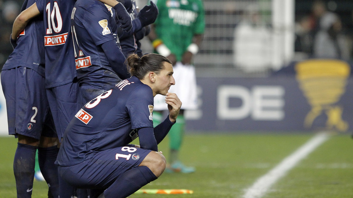 En dålig match och en förödande straffmiss gav Zlatan låg betyg i fransk press.