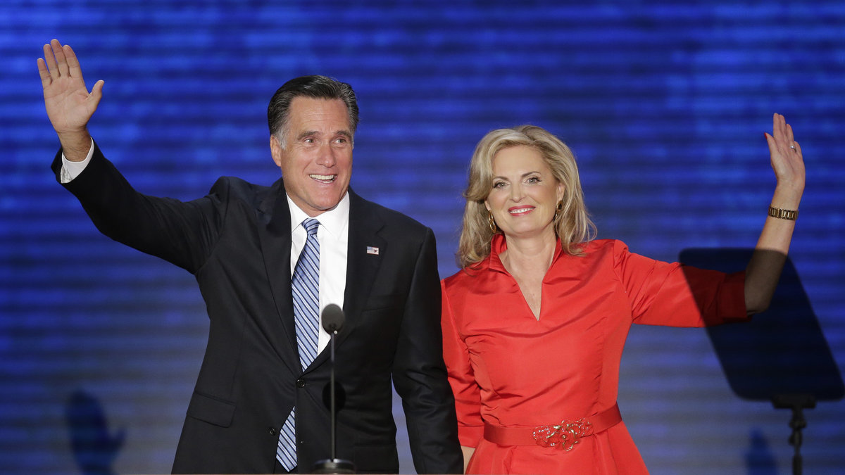 Presidentkandidaten Mitt Romney med sin hustru Ann.