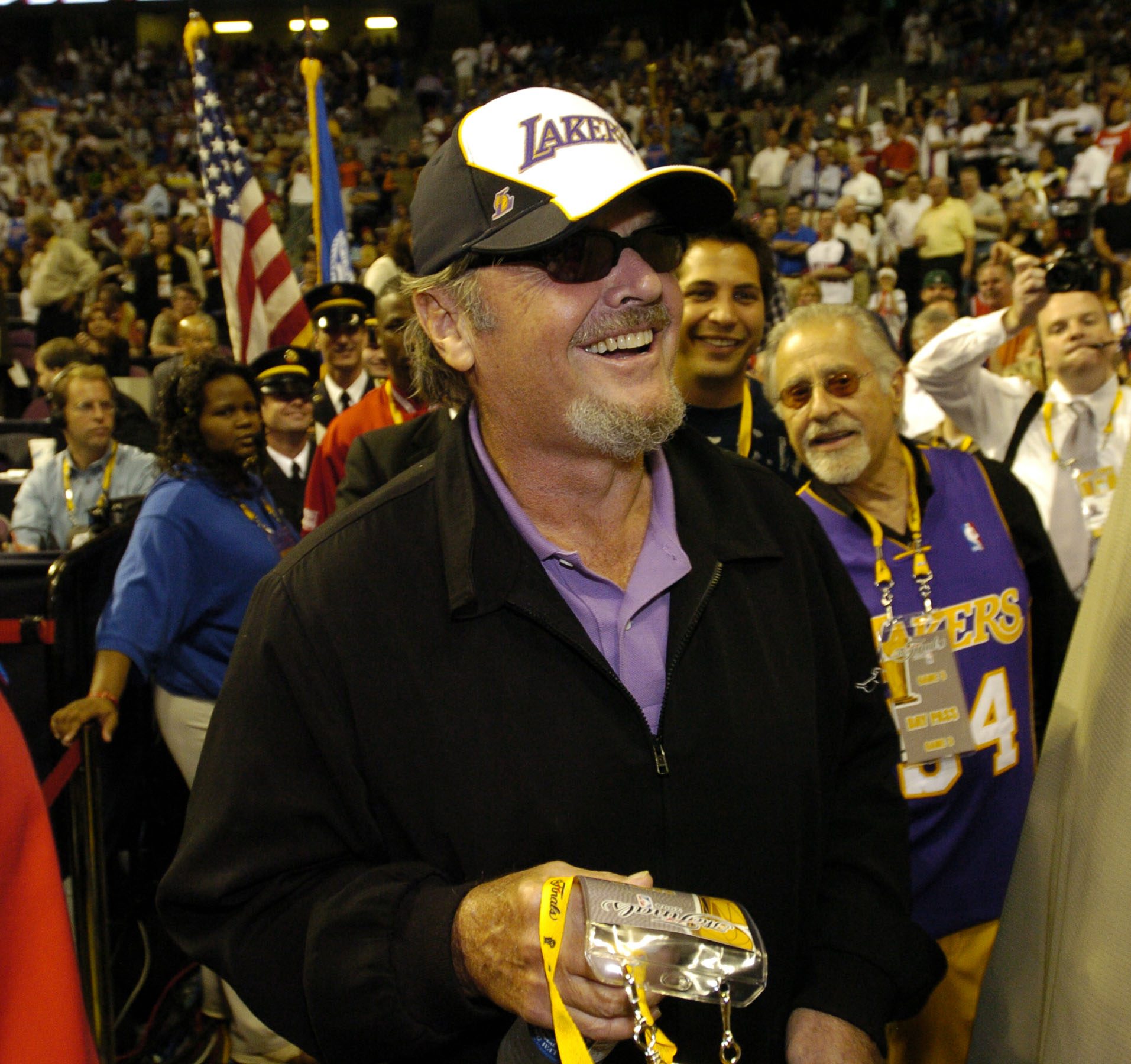 Jack Nicholson. En sann Lakers-anhängare. Han har haft säsongsbiljetter sedan 70-talet och har även firat födelsedagar på Staples Center. Äkta!