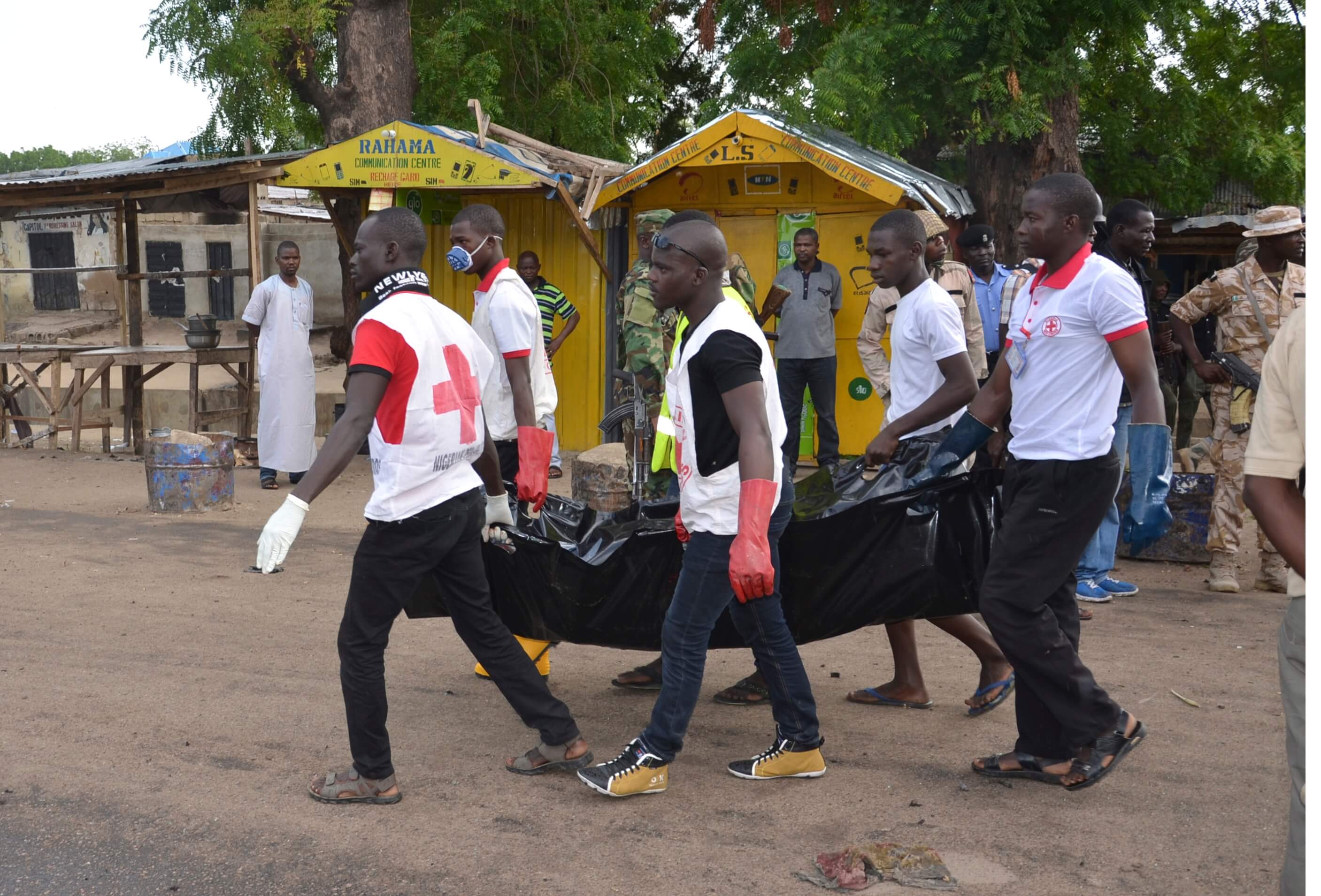 I västvärlden har rapporteringen till stora delar handlat om IS. Men faktum är att terrorgruppen Boko Haram har dödat fler under 2015. Nigeria är landet som drabbats värst av gruppen som genomfört attacker, massakers och kidnappningar i flera afrikanska länder. I västvärlden har rapporteringen till stora delar handlat om IS. Men faktum är att terrorgruppen Boko Haram har dödat fler under 2015. Nigeria är landet som drabbats värst av gruppen som genomfört attacker, massakers och kidnappningar i flera afrikanska länder.