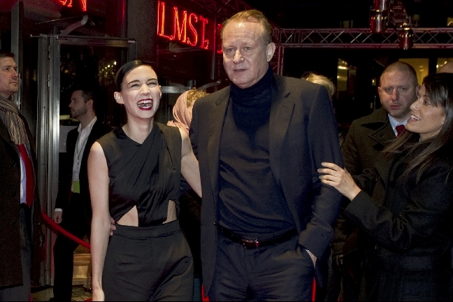Stellan Skarsgård har en roll i filmen, så även han närvarade på galapremiären. Stellan Skarsgård har en roll i filmen, så även han närvarade på galapremiären.