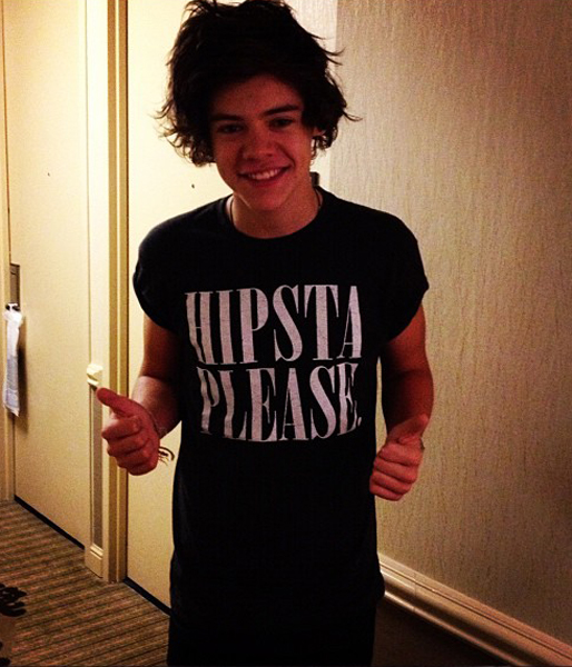 9. One Direction-killen Harry Styles charmar över 2, 1 miljoner fans varje dag via sin bildblogg. 9. One Direction-killen Harry Styles charmar över 2, 1 miljoner fans varje dag via sin bildblogg.