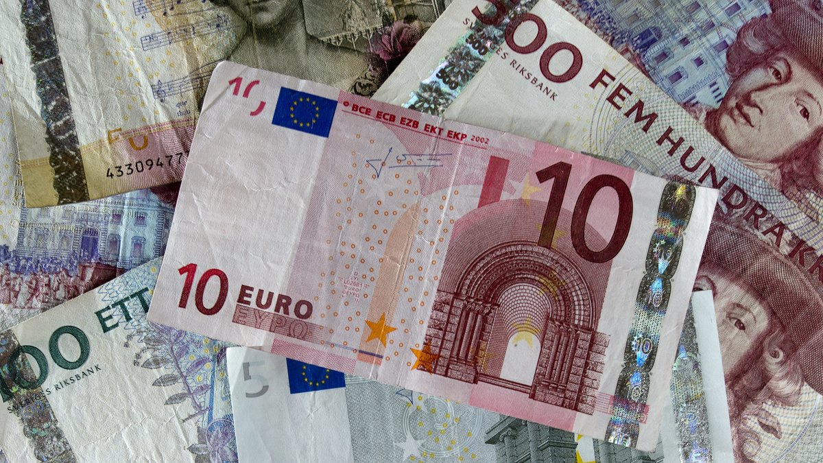 Den senaste månadens kollaps har gjort att det nu är världens sämsta valuta.
