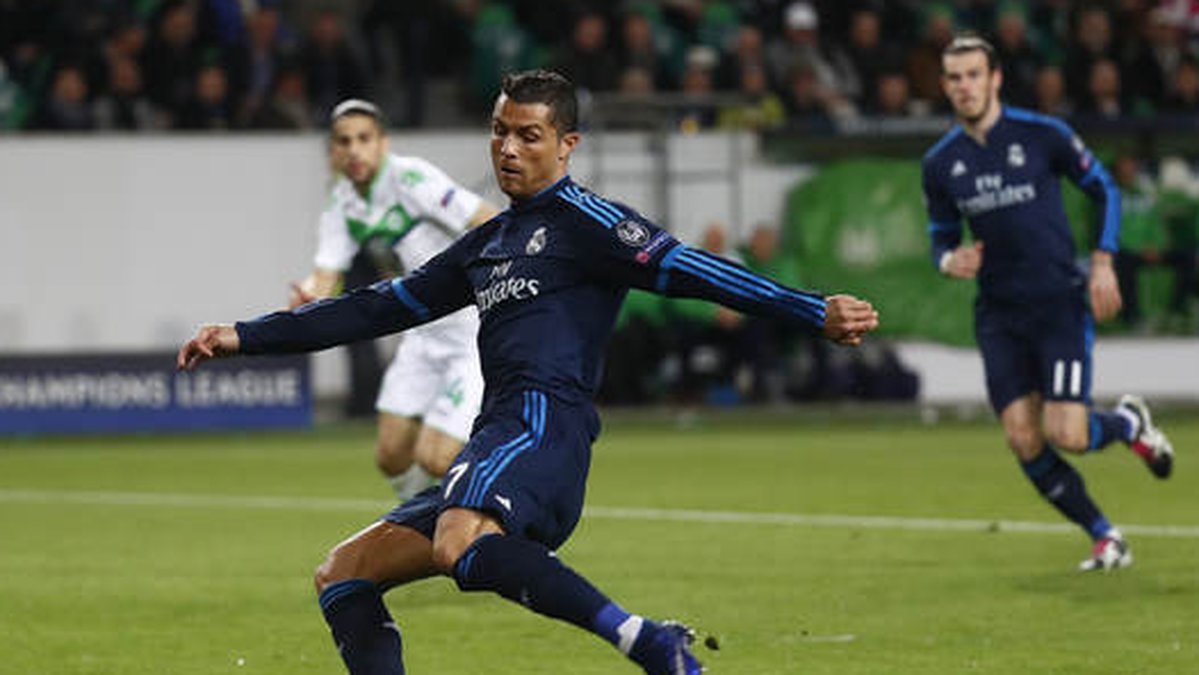 Kahn uttalade sig om Ronaldos sexpack efter Real Madrids förlust mot Wolfsburg. 