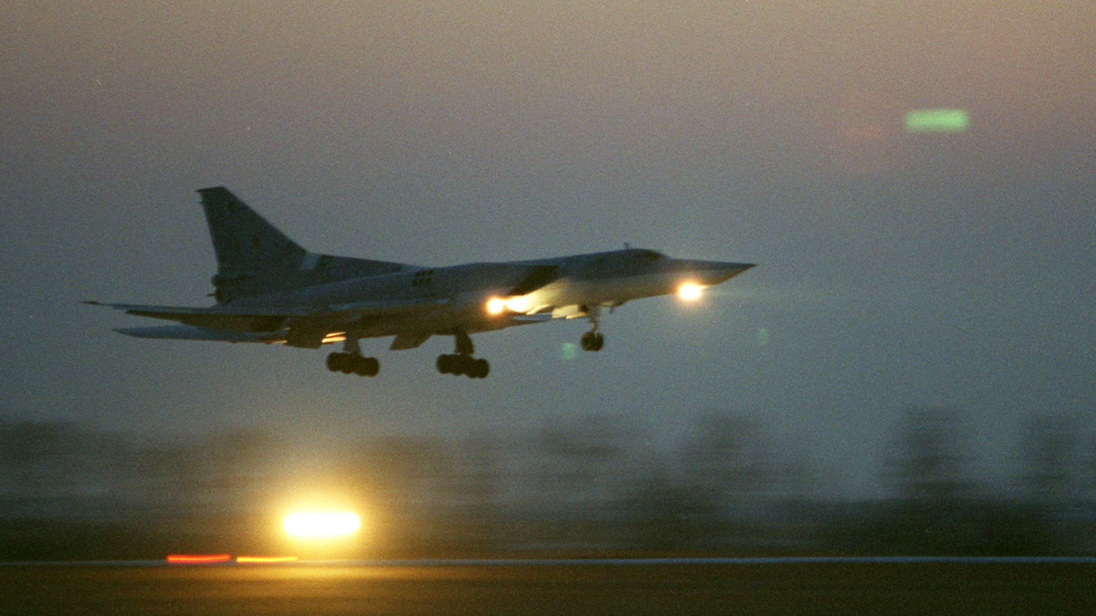 Ryska bombplanet var av typen Tu-22M3, som också kallas "Backfire" av Nato.